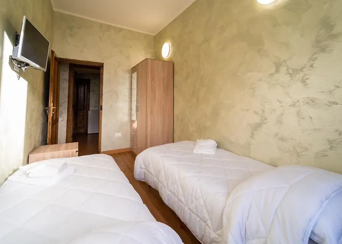 Sasso 住宿加早餐酒店 *